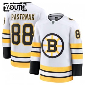 Boston Bruins Fanatics Premium David Pastrnak 2025-26 Auswärts Weiss Trikot - Kinder